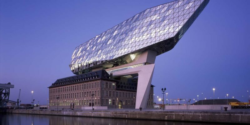 طراحی و بازسازی خانه بندر آنتورپ Antwerp / شرکت معماری زاها حدید