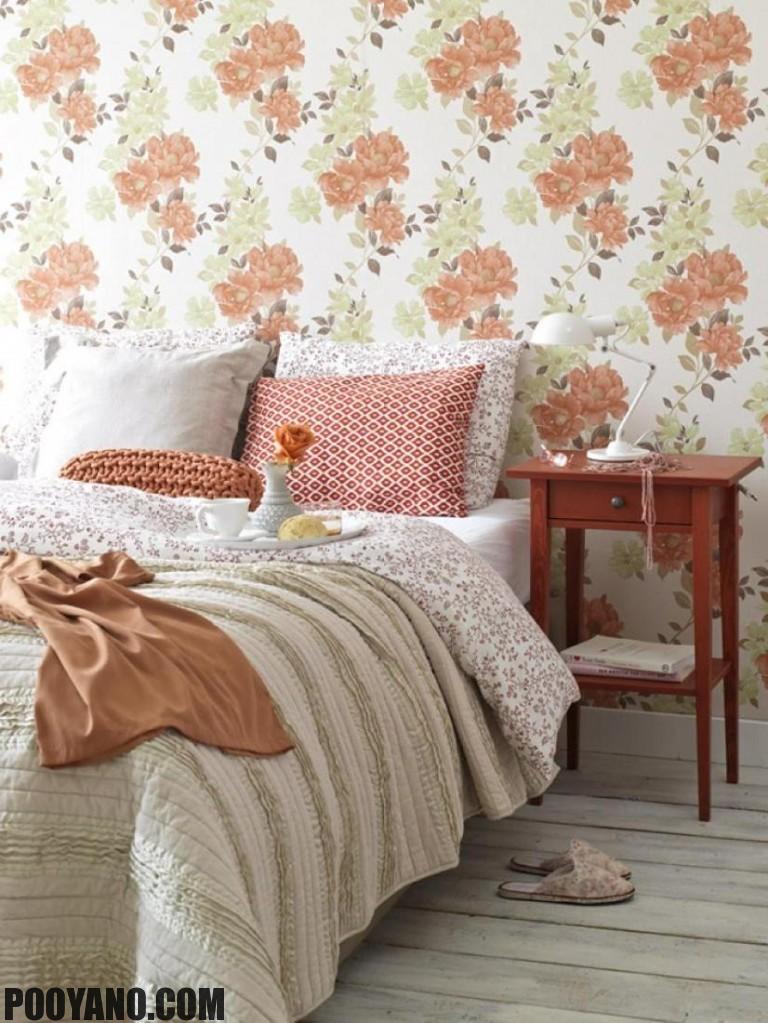 کاغذ دیواری های گلدار در طراحی اتاق خواب