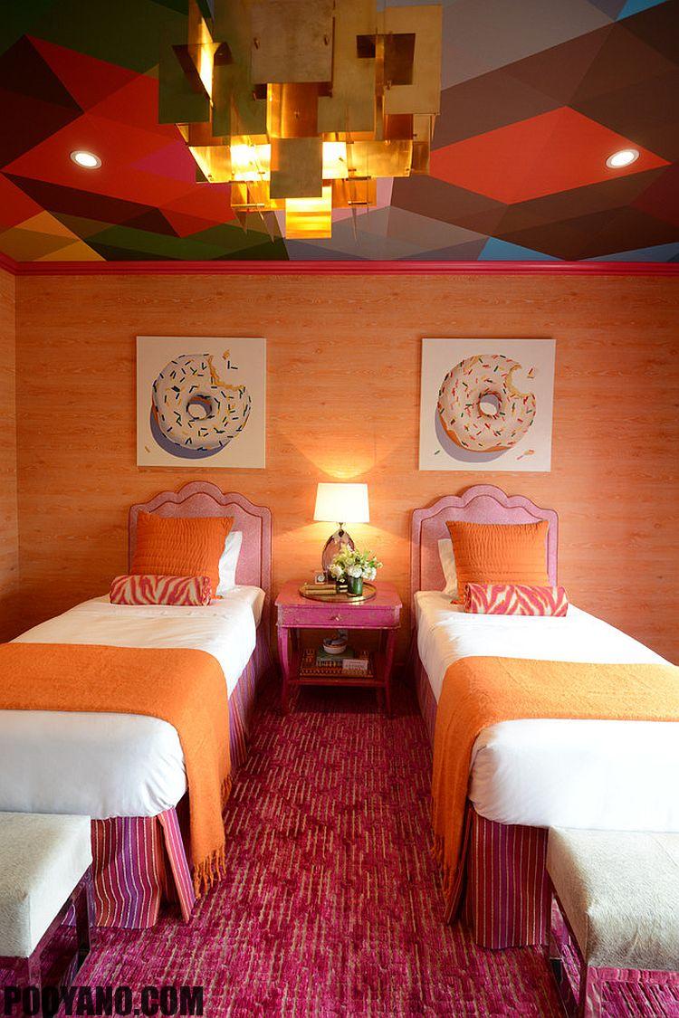  اتاق با سقف های رنگارنگ