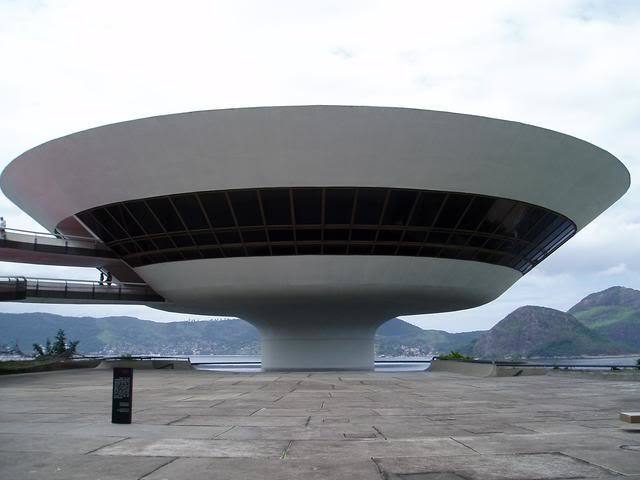موزه نیترو اسکار نیمایر در برزیل