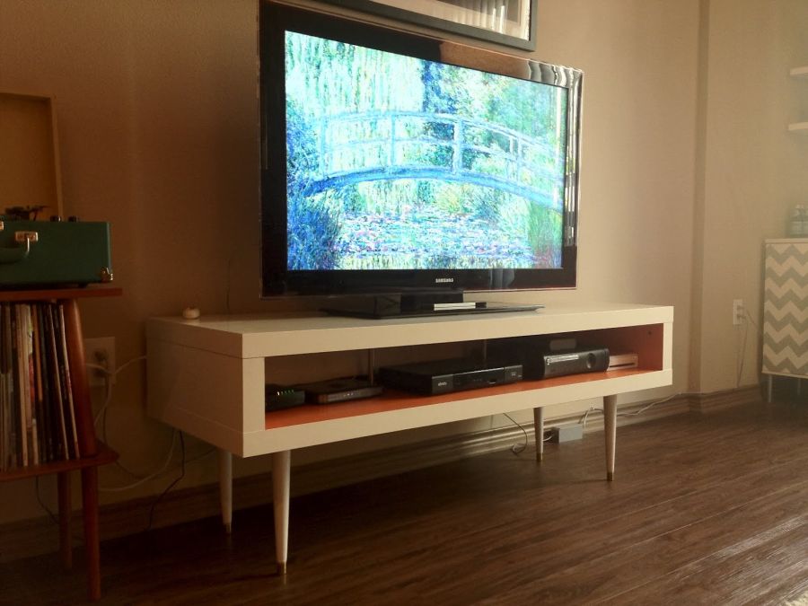 طرح‌های میز تلویزیون برند IKEA خودتان بسازید ؛ میز تلویزیون ای ک آ