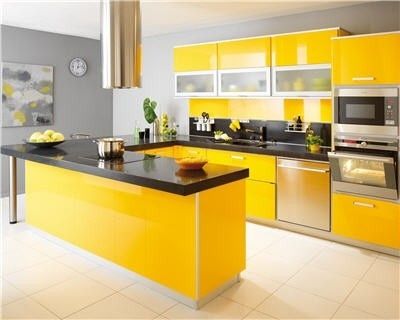 با رنگ زرد آشپزخانه ای مدرن بسازید