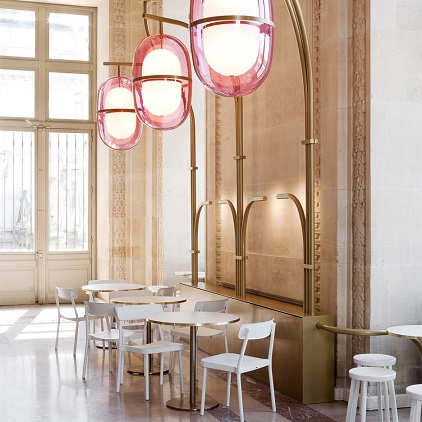 کافه «مولین» (Mollien)، پاریس، فرانسه، طراحی توسط «متیو لئانور» (Mathieu Lehanneur)
