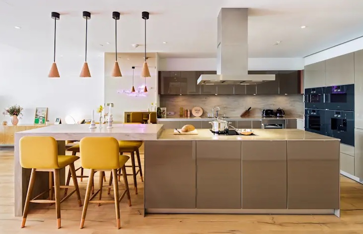 کاربرد رنگ زرد در طراحی داخلی آشپزخانه در جزئيات