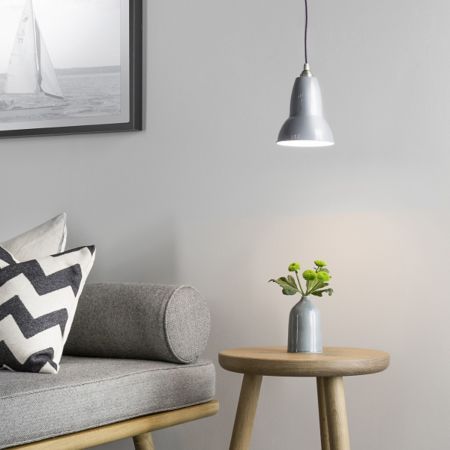استفاده از لامپ های بیش از اندازه روشن در خانه