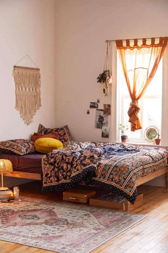  یک تم سنتی یا حتی بوهمین به اتاق خود بدهید