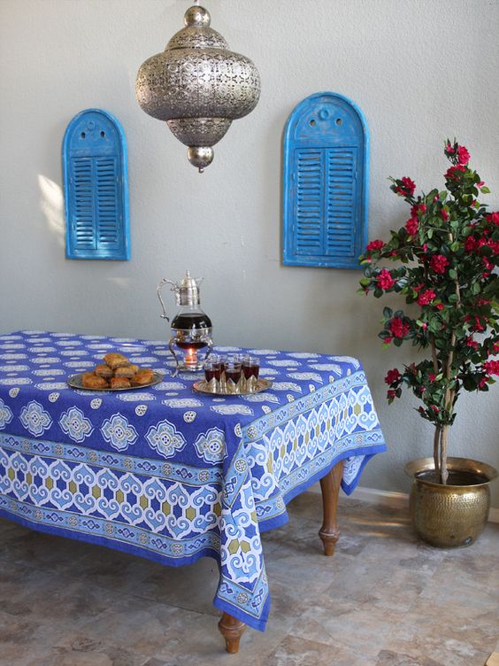 سبک مراکشی که برگرفته از معماری اصیل و سنتی کشور مراکش است،