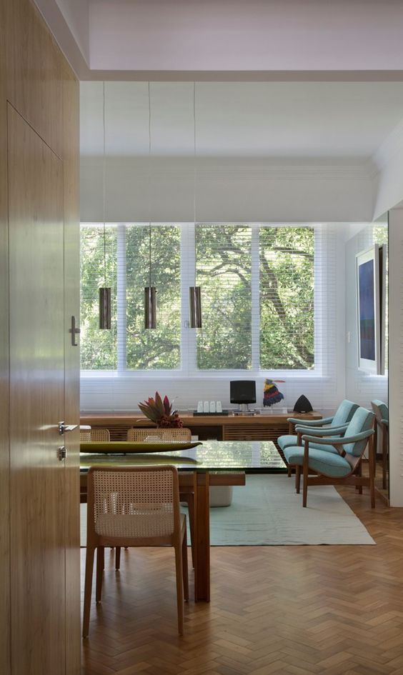 پنجره های بزرگ و سراسری می توانند در طرح و برنامه ریزی یک خانه از جایگاه بسیار ویژه ای برخوردار باشند.